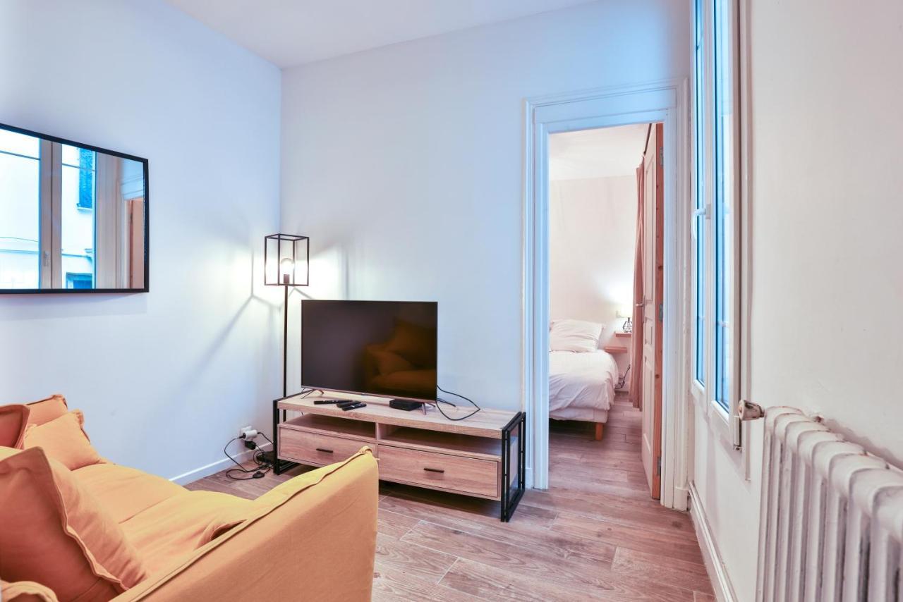Fully Equipped, Ac & Central As Can Be Apartment Nisa Exterior foto